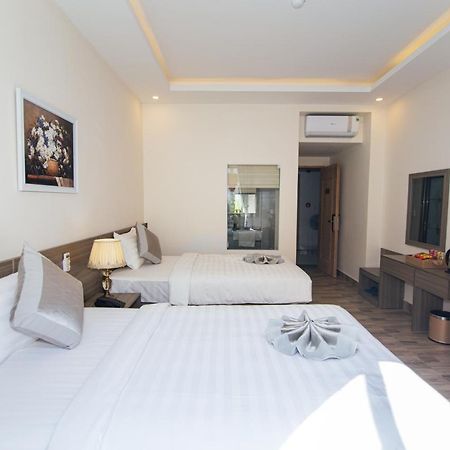 Green Bay Hotel Ха Лонг Екстериор снимка